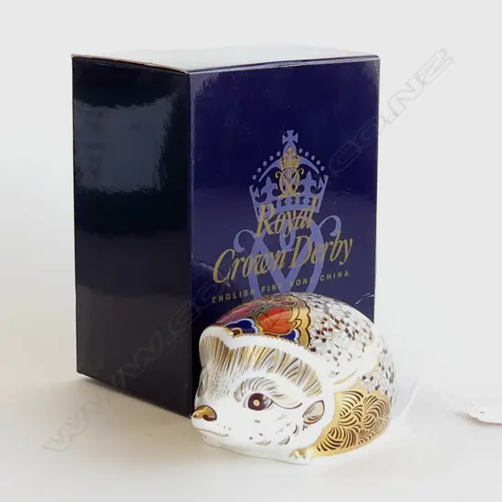 A Royal Crown Derby porcelain paperweight Hawthorne Hedgehog